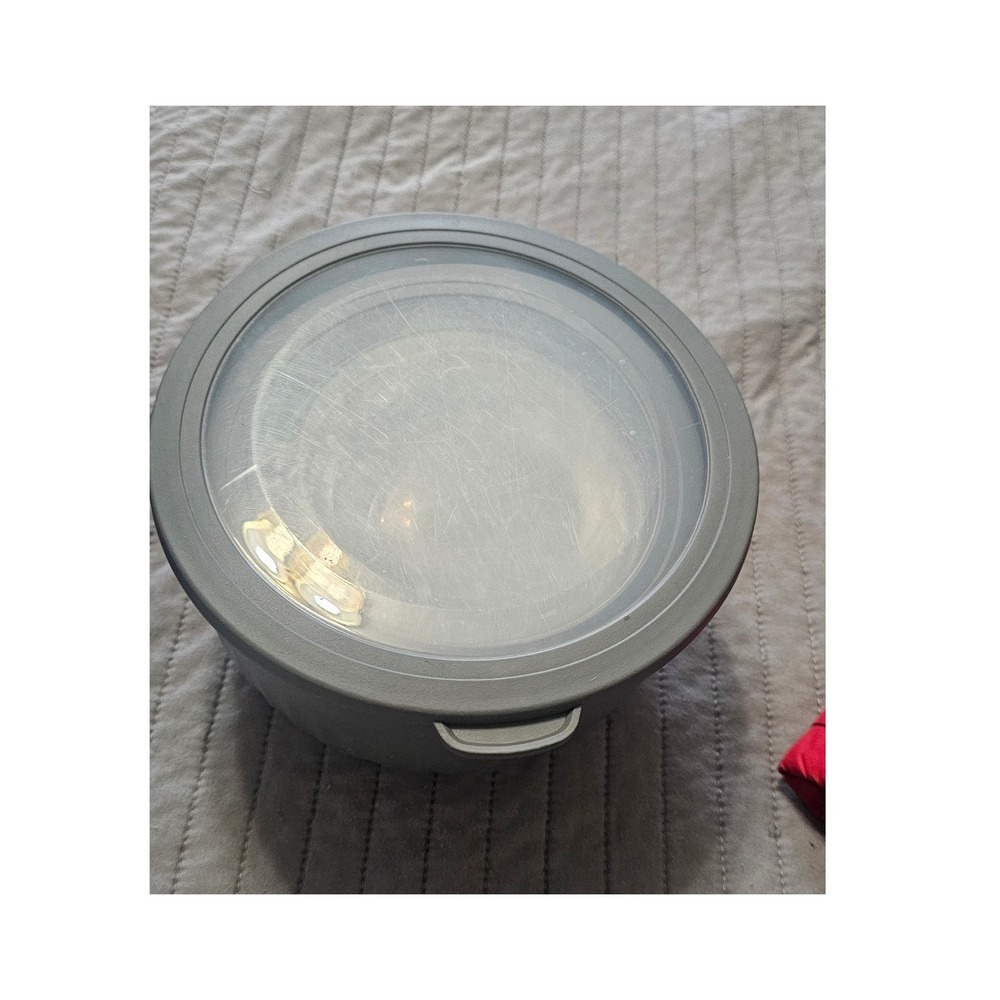 8 Piece Nesting Mixing Bowl Set with Lids Gray Kitchen Storage Serving Bowls